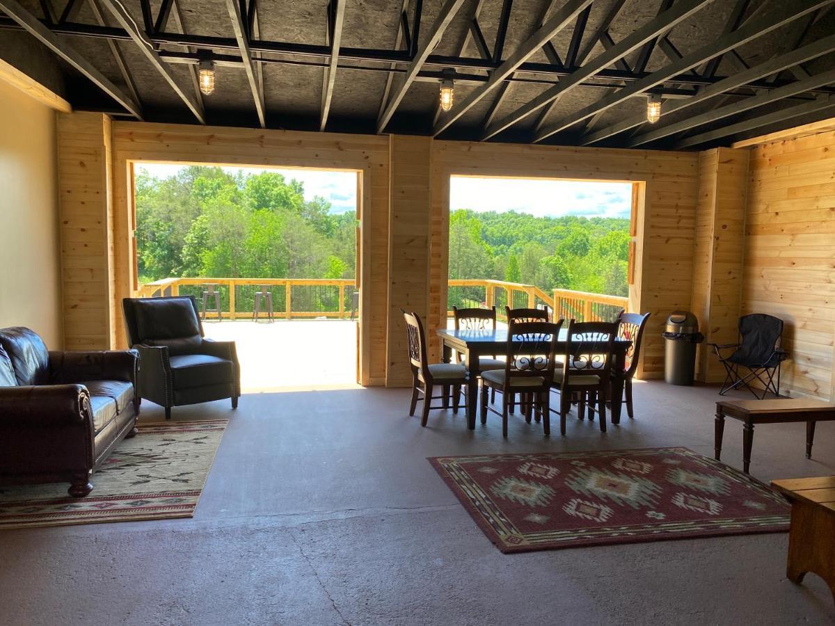 Smoky Hollow Outdoor Resort Covered Wagon سيفيرفيل المظهر الخارجي الصورة