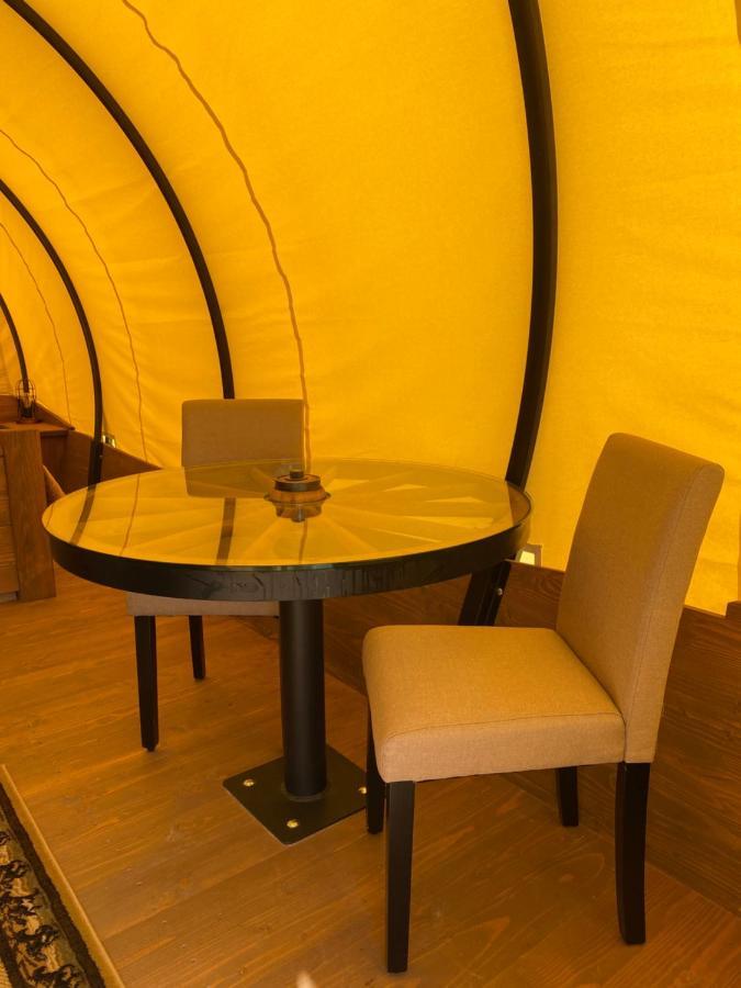 Smoky Hollow Outdoor Resort Covered Wagon سيفيرفيل المظهر الخارجي الصورة